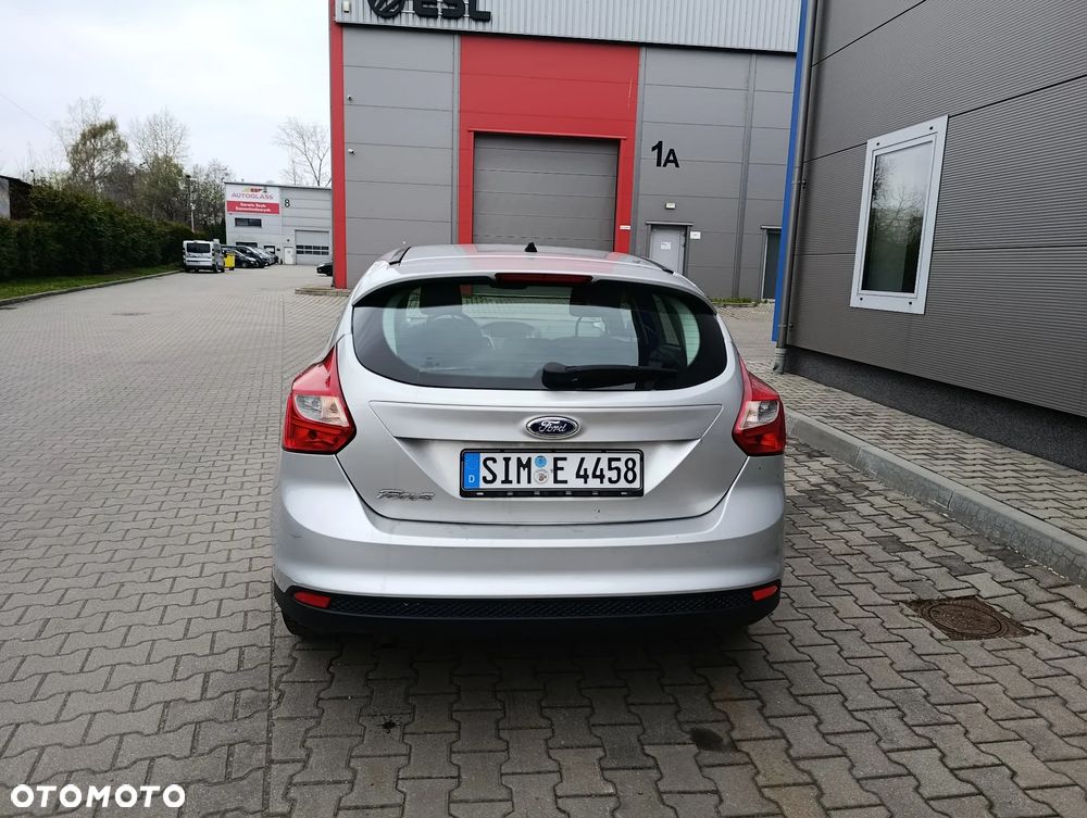 Ford Focus 1.6 Trend EU5 - 8