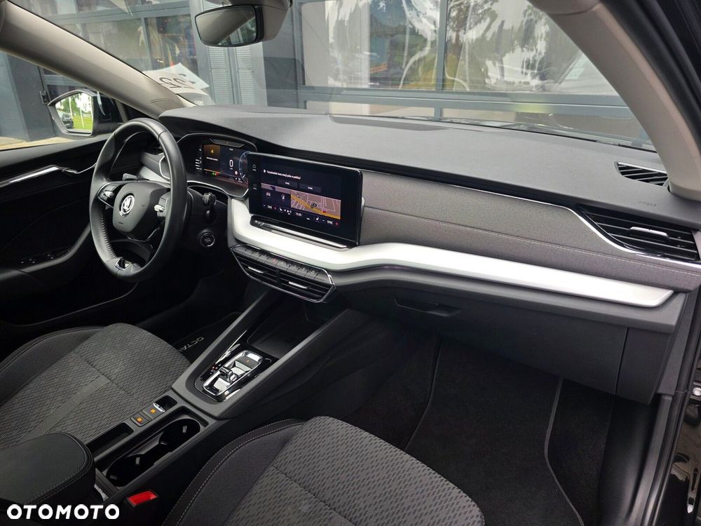 Skoda Octavia 2.0 TDI Style DSG - 22