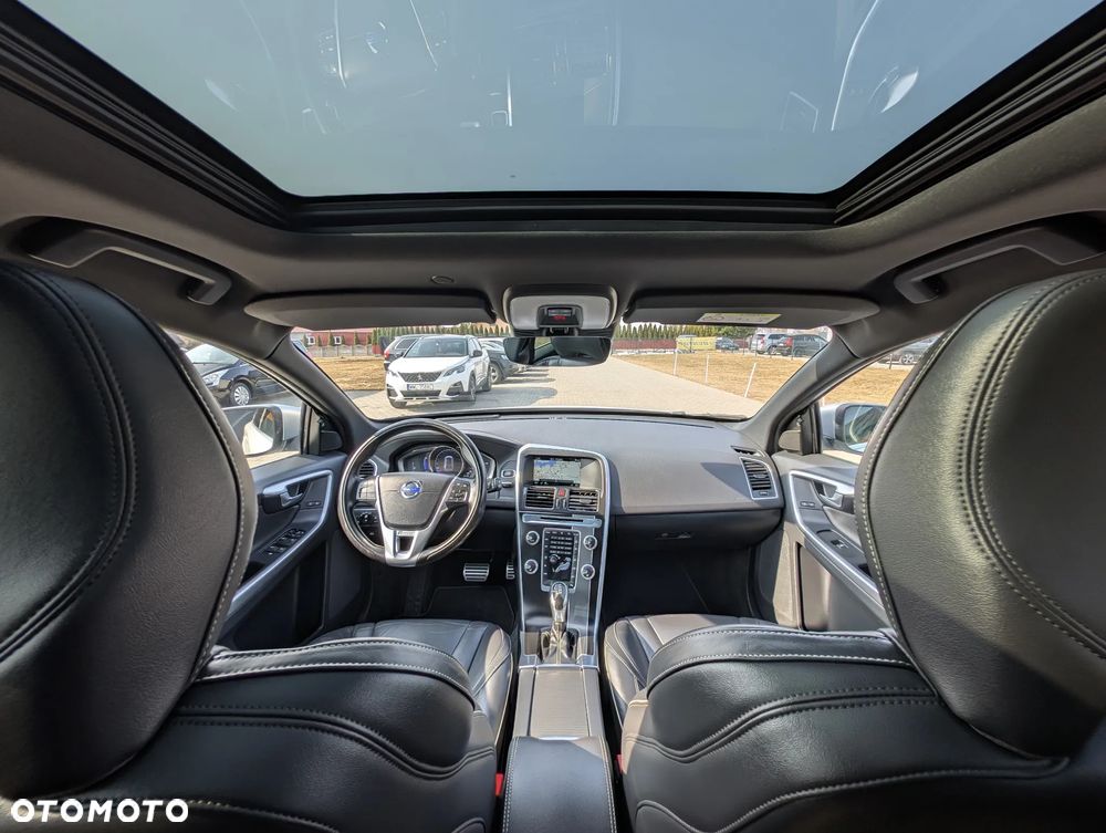Volvo XC 60 D4 Geartronic RDesign - 23