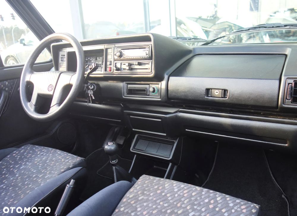 Volkswagen Golf Cabrio 1.8 GL - 21
