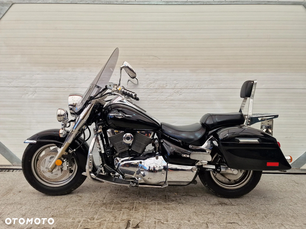 Suzuki Intruder