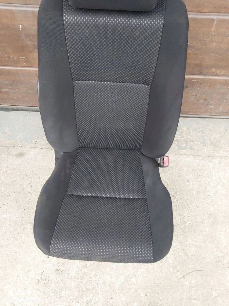 Suzuki Grand Vitara II JT Fotel prawy przód air bag 5D - 4