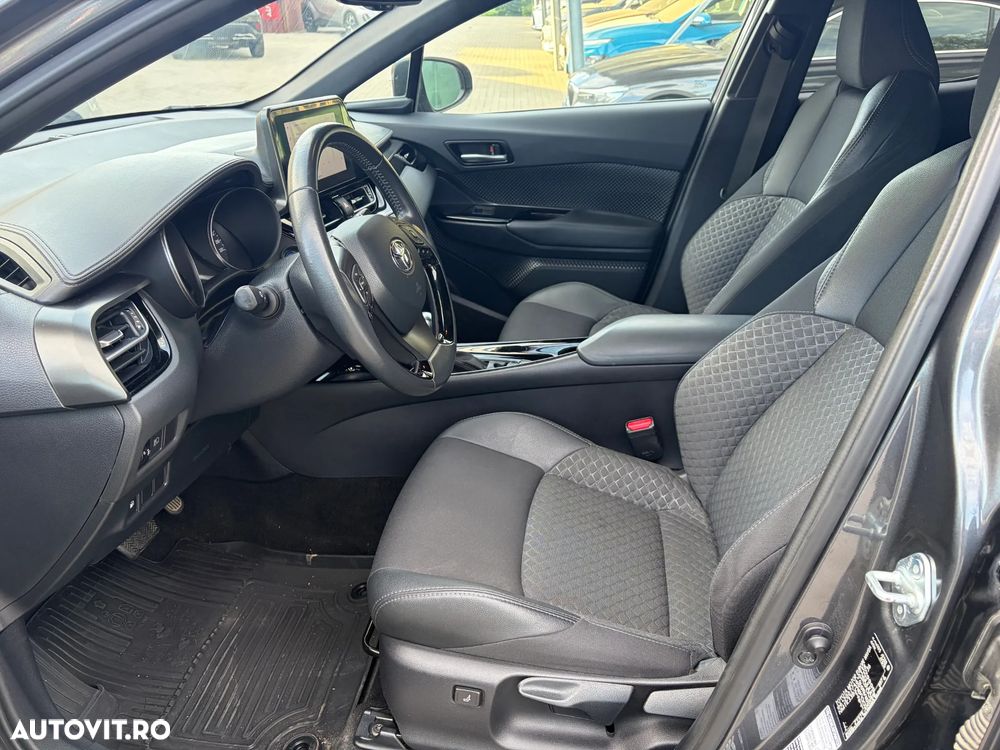 Toyota C-HR Business-Edition - 21