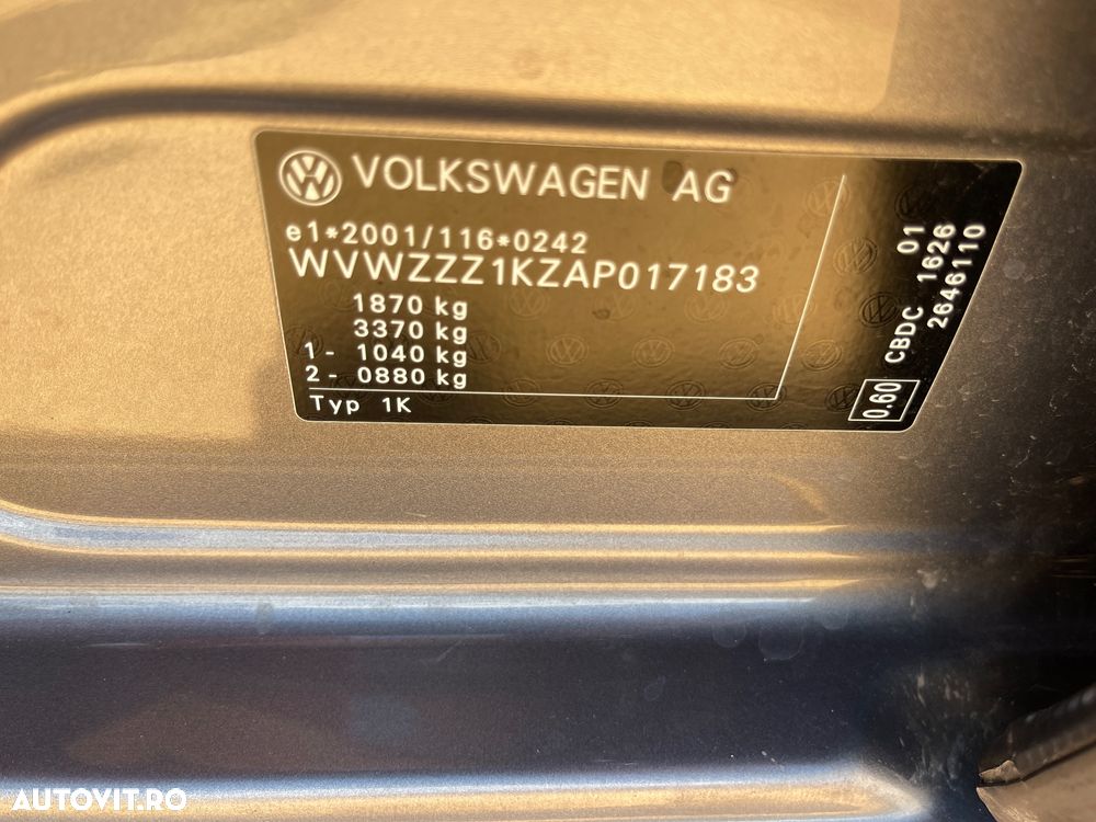 Volkswagen Golf - 40