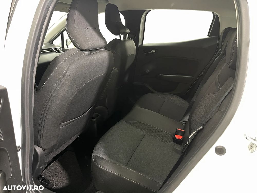 Renault Clio E-TECH 140 BUSINESS EDITION - 11