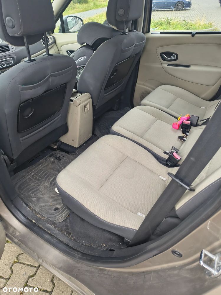 Renault Scenic - 6