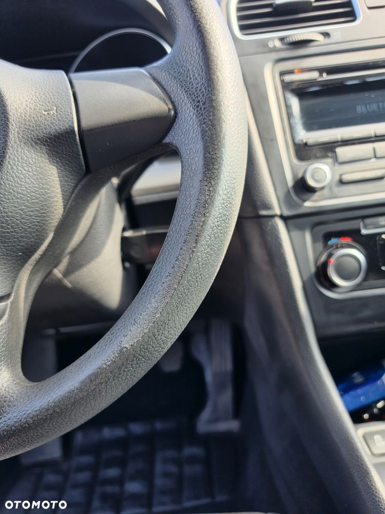 Volkswagen Golf 1.6 TDI Trendline - 29