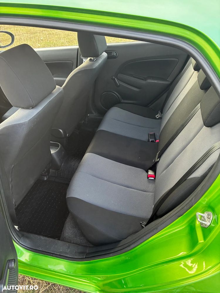 Mazda 2 CD68 CE Plus - 9