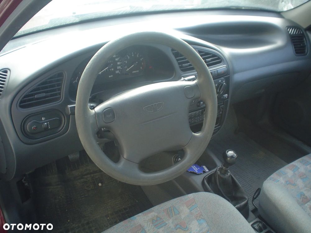 Daewoo Lanos - 15