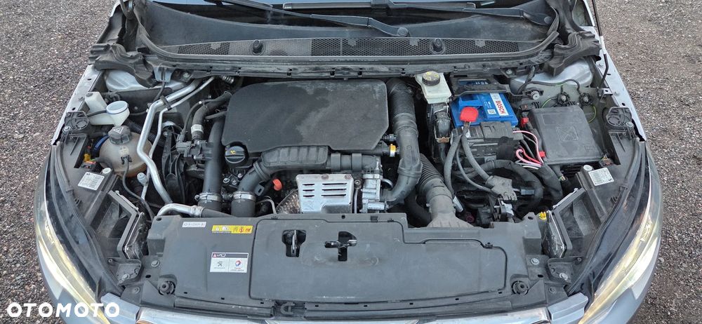 Peugeot 308 - 16