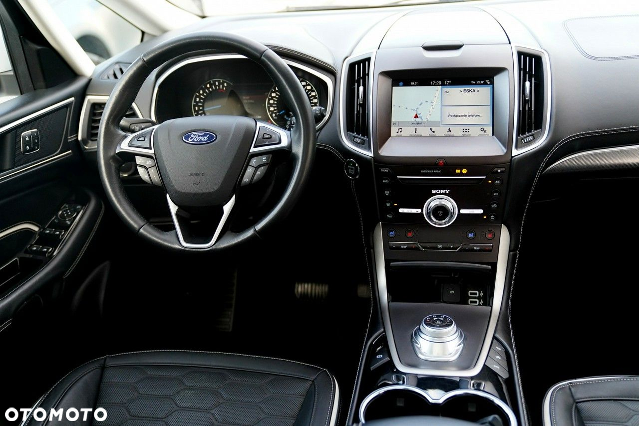 Ford S-Max - 29
