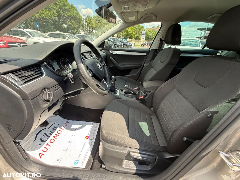 Skoda Octavia 1.6 TDI 4X4 Ambition - 7