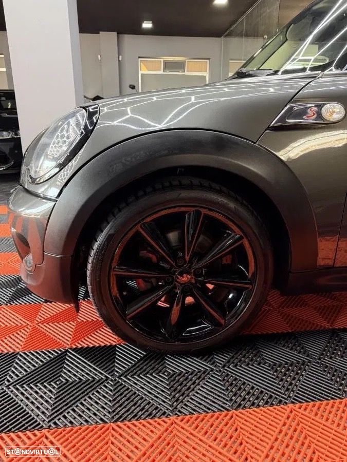 MINI 3 Portas Cooper SD - 23