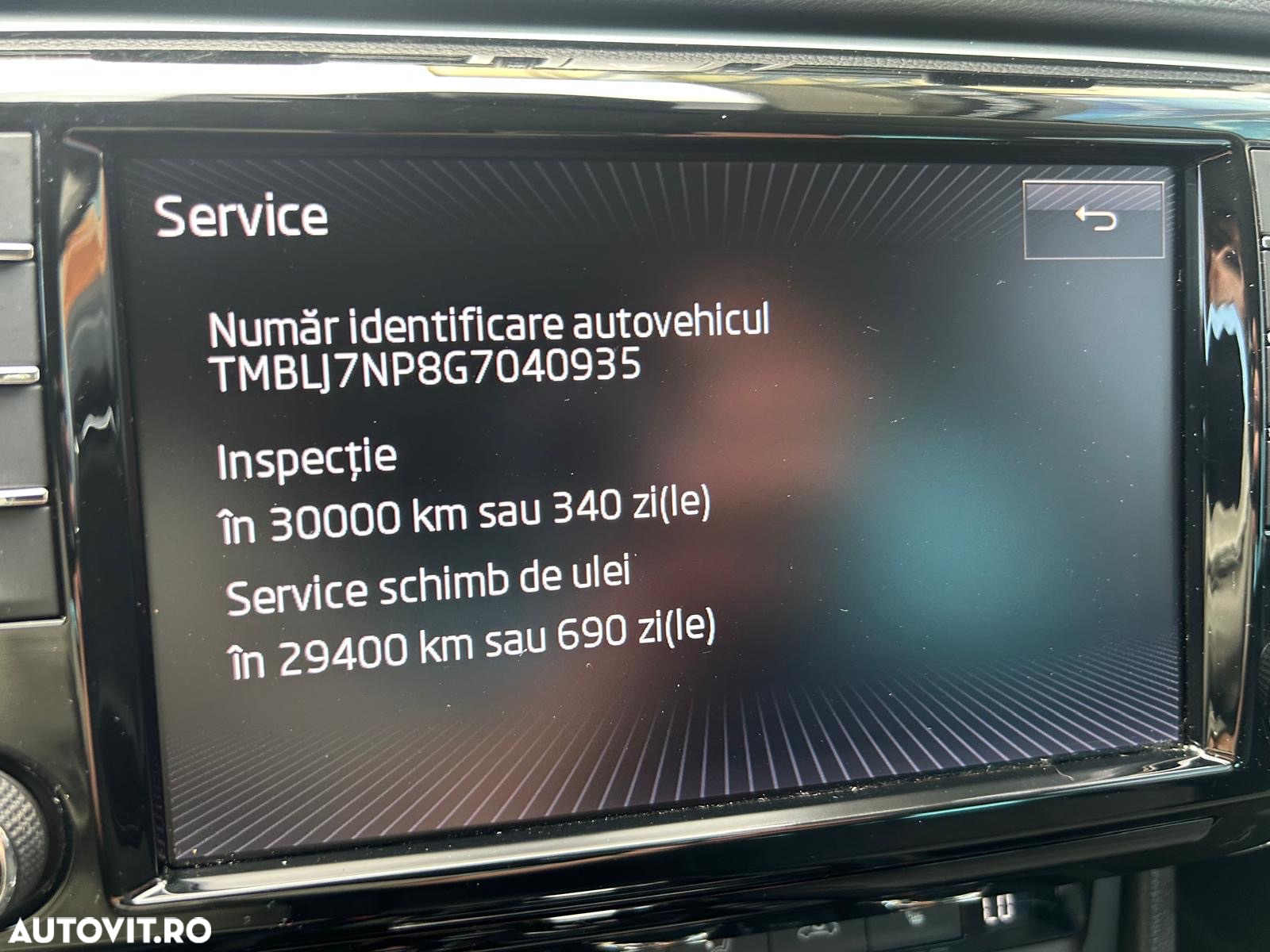 Skoda Superb 2.0 TDI 4X4 DSG Ambition - 24