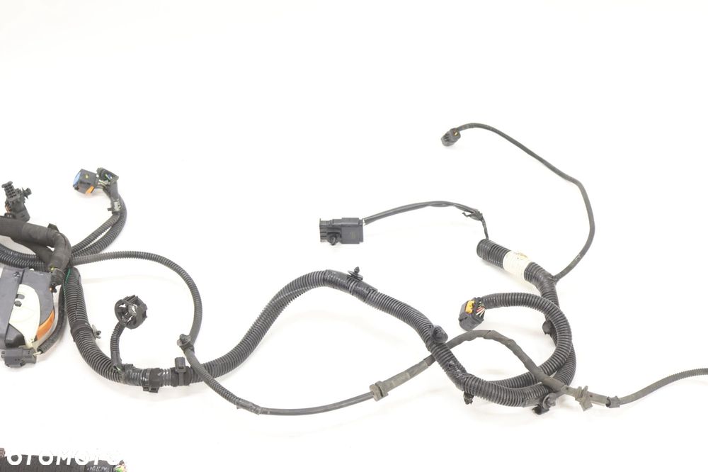 Opel Corsa F instalacja komory silnika 1.2 - 3