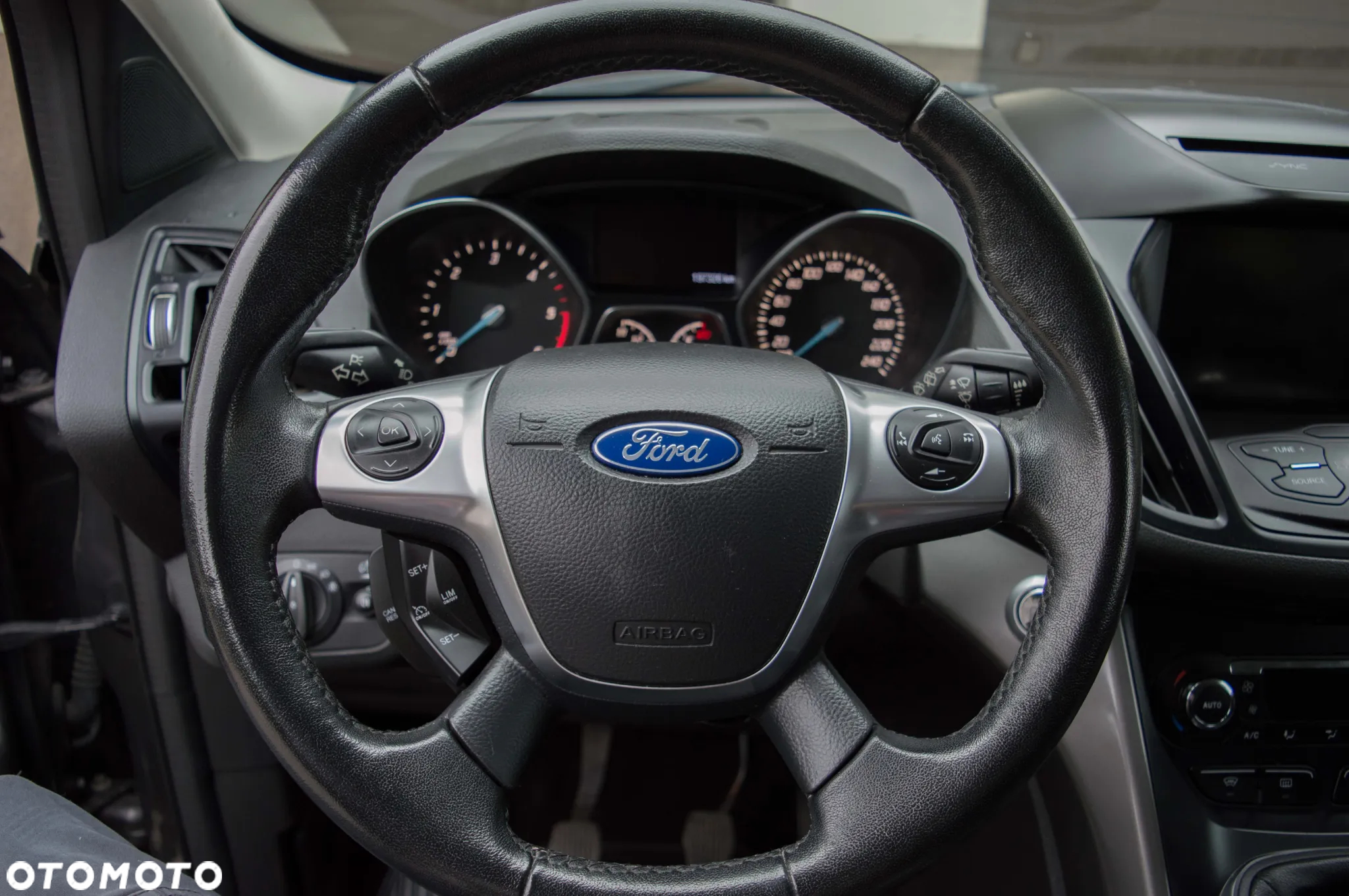 Ford Kuga 2.0 TDCi 4x2 Titanium - 18