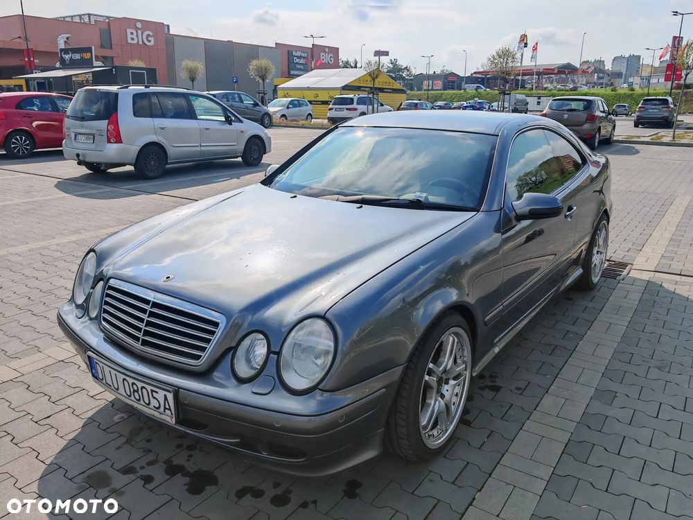 Mercedes-Benz CLK - 15