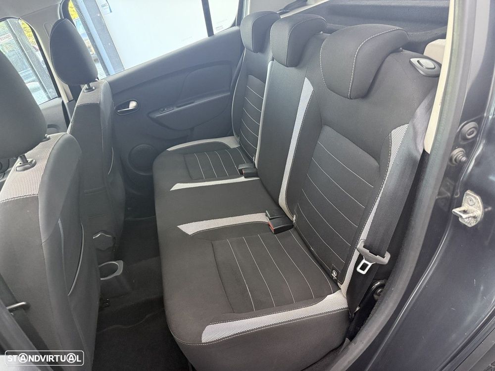 Dacia Sandero 0.9 TCe SL Stepway of Life - 13