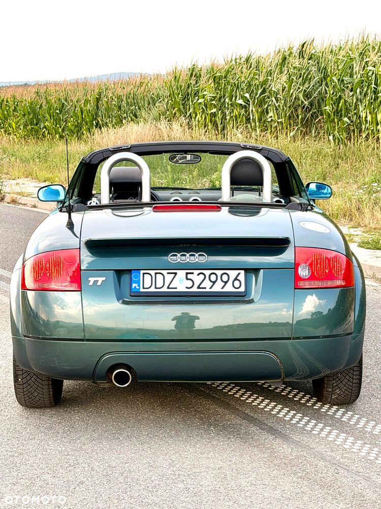 Audi TT Roadster - 10