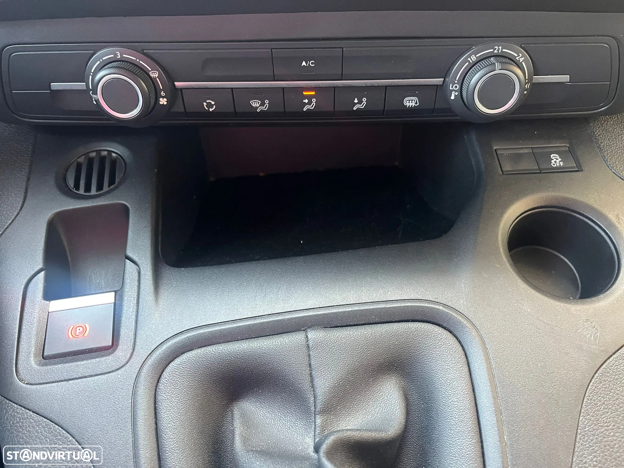 Peugeot PARTNER 1.5 HDI 102cv - AR CONDICIONADO - IVA DEDUTIVEL - 34