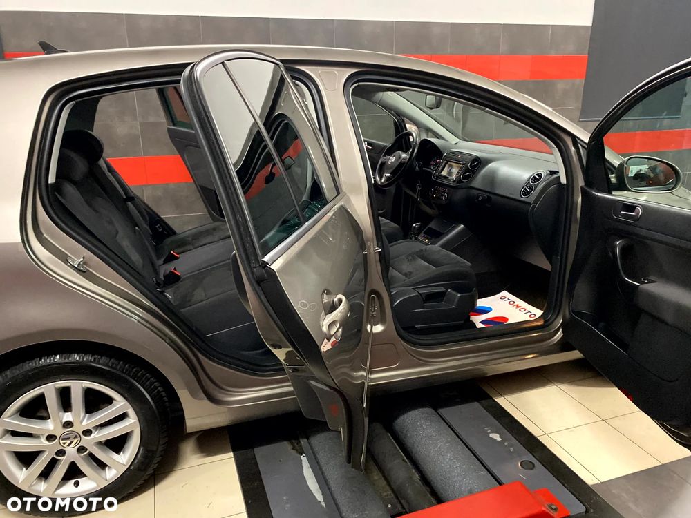 Volkswagen Golf Plus 1.6 TDI DPF DSG Highline - 20