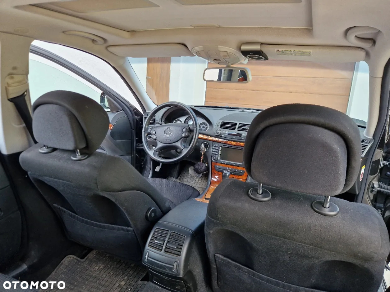 Mercedes-Benz Klasa E 220 T CDI Automatik Avantgarde - 9