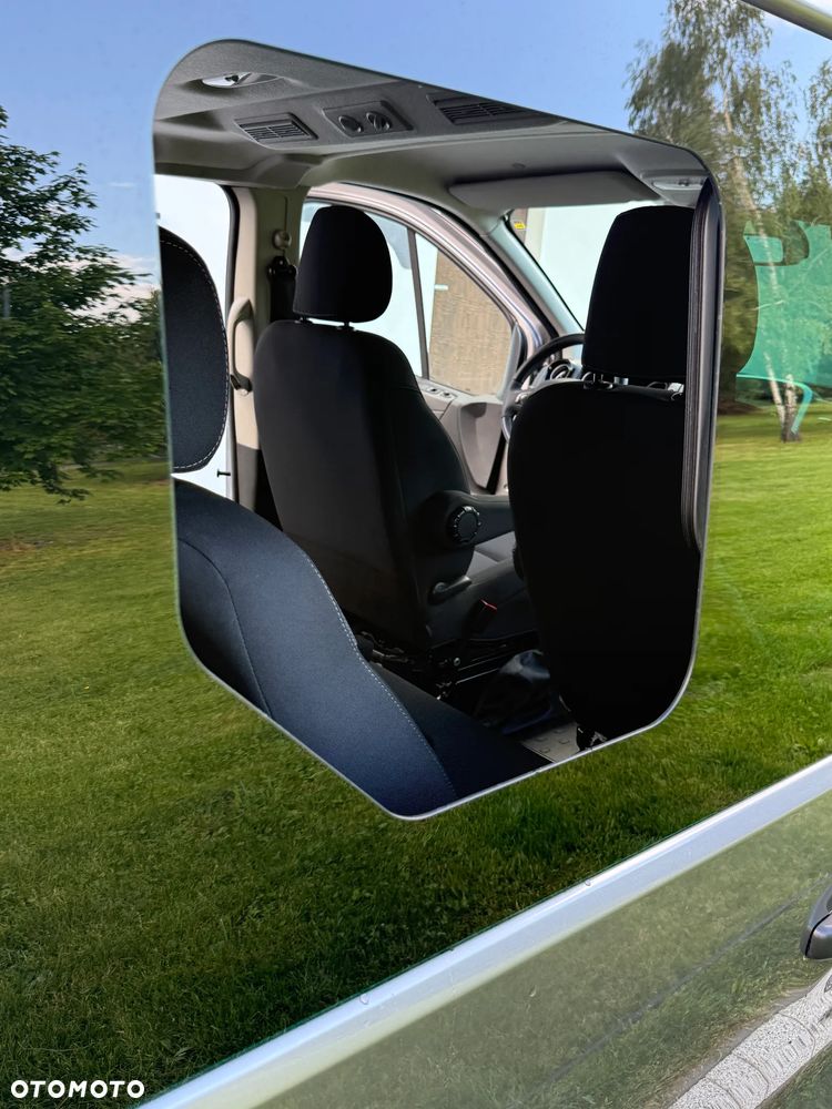 Renault Trafic - 24