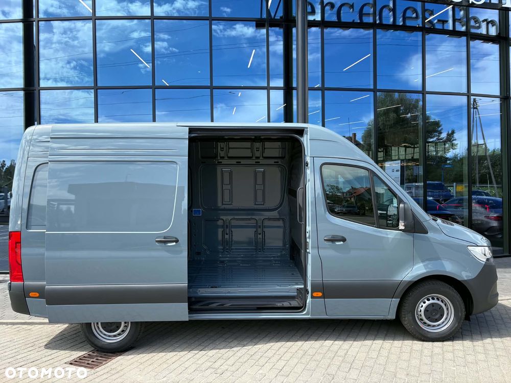 Mercedes-Benz Sprinter - 6