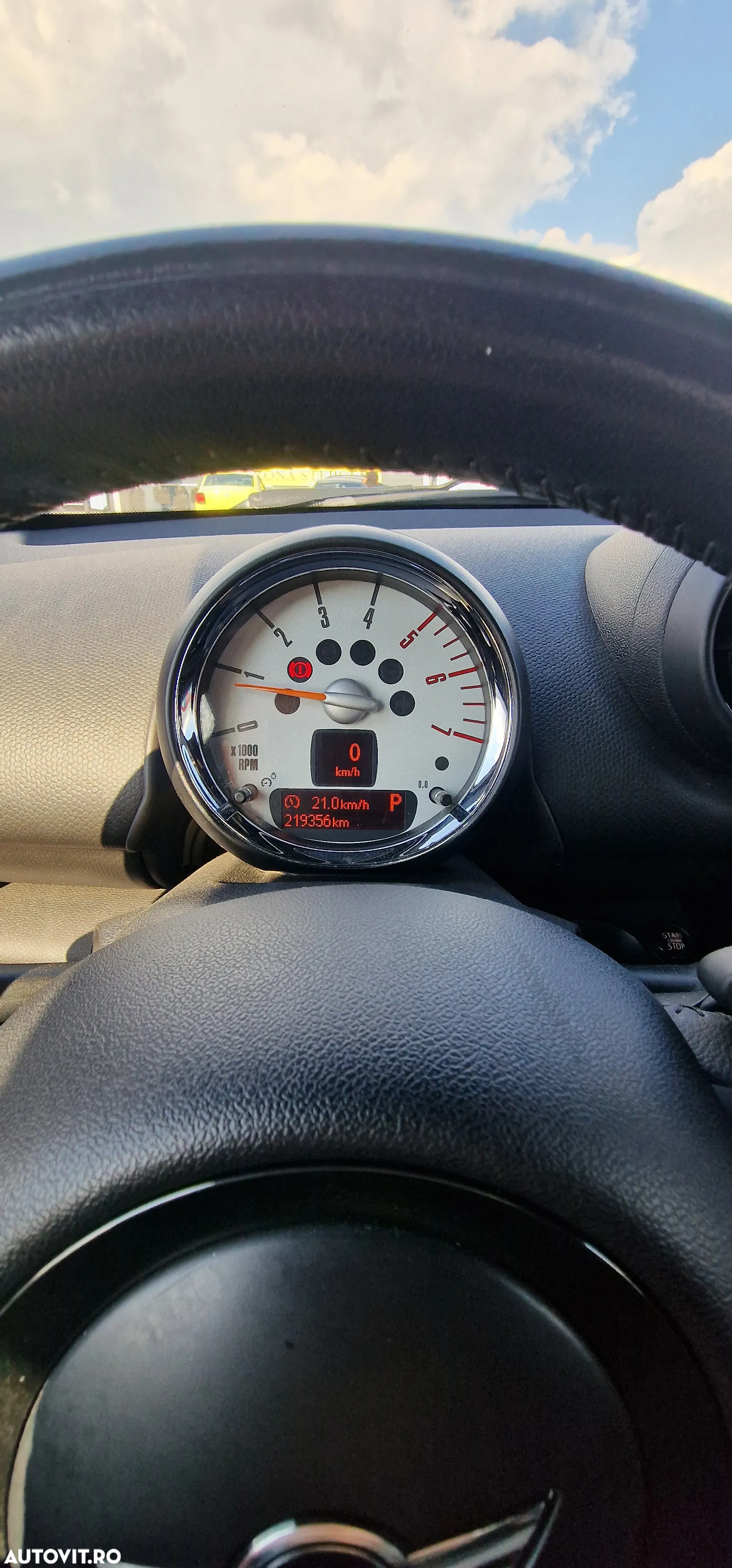 Mini Paceman - 20