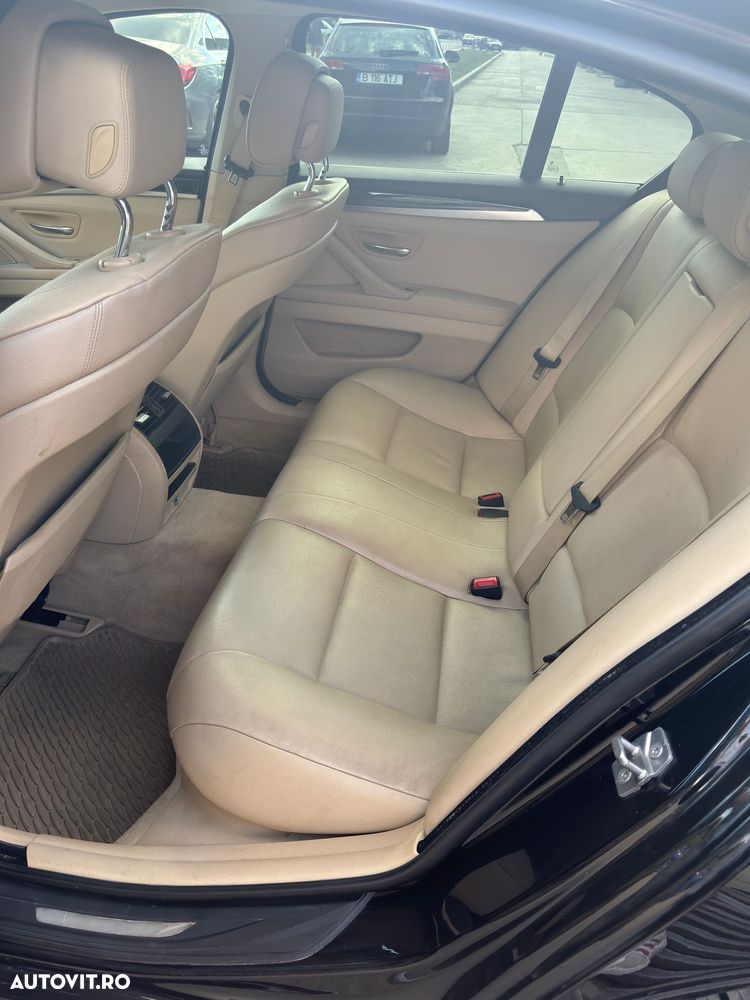 BMW Seria 5 525d Aut. - 15
