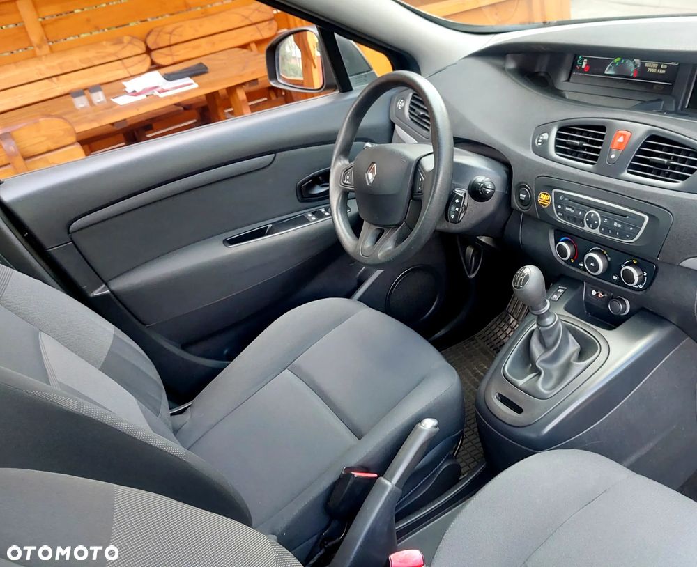 Renault Scenic 1.6 16V 110 LIMITED - 20