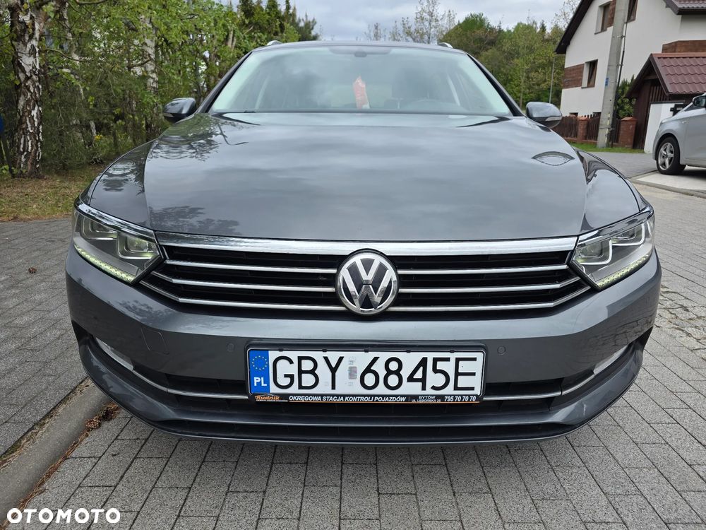 Volkswagen Passat 1.6 TDI (BlueMotion Technology) DSG Comfortline - 2