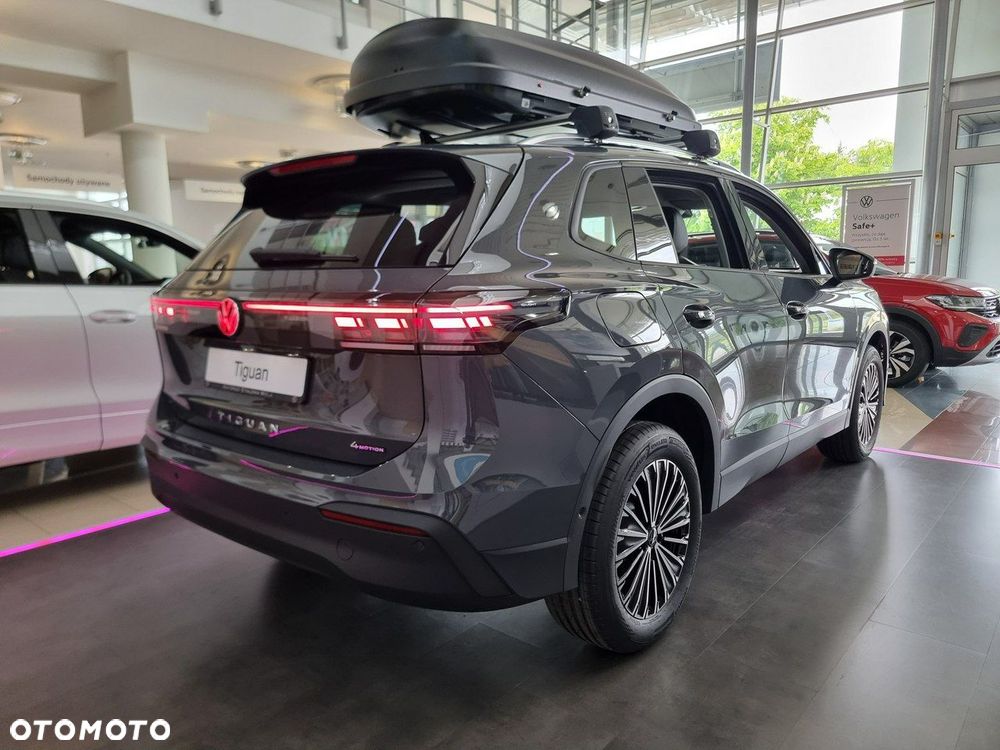 Volkswagen Tiguan - 5