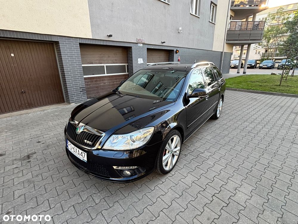 Skoda Octavia 2.0 TFSI RS DSG - 1