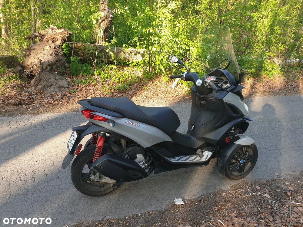 Piaggio MP-3 - 3
