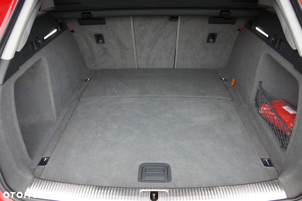 Audi A4 Avant 2.0 TDI - 31