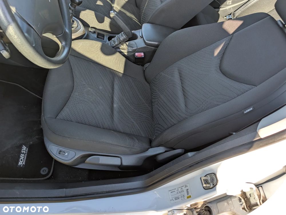 Peugeot 308 e-HDi FAP 115 Stop&Start Business Line Niveau 1 - 14
