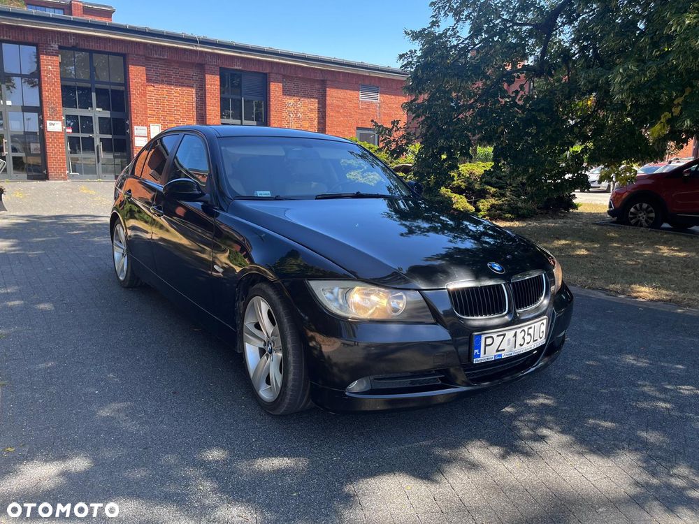 BMW Seria 3 330xi - 1