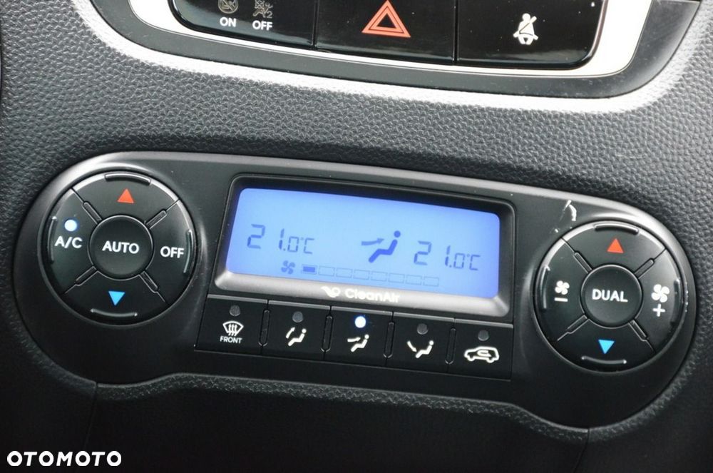 Hyundai ix35 - 32