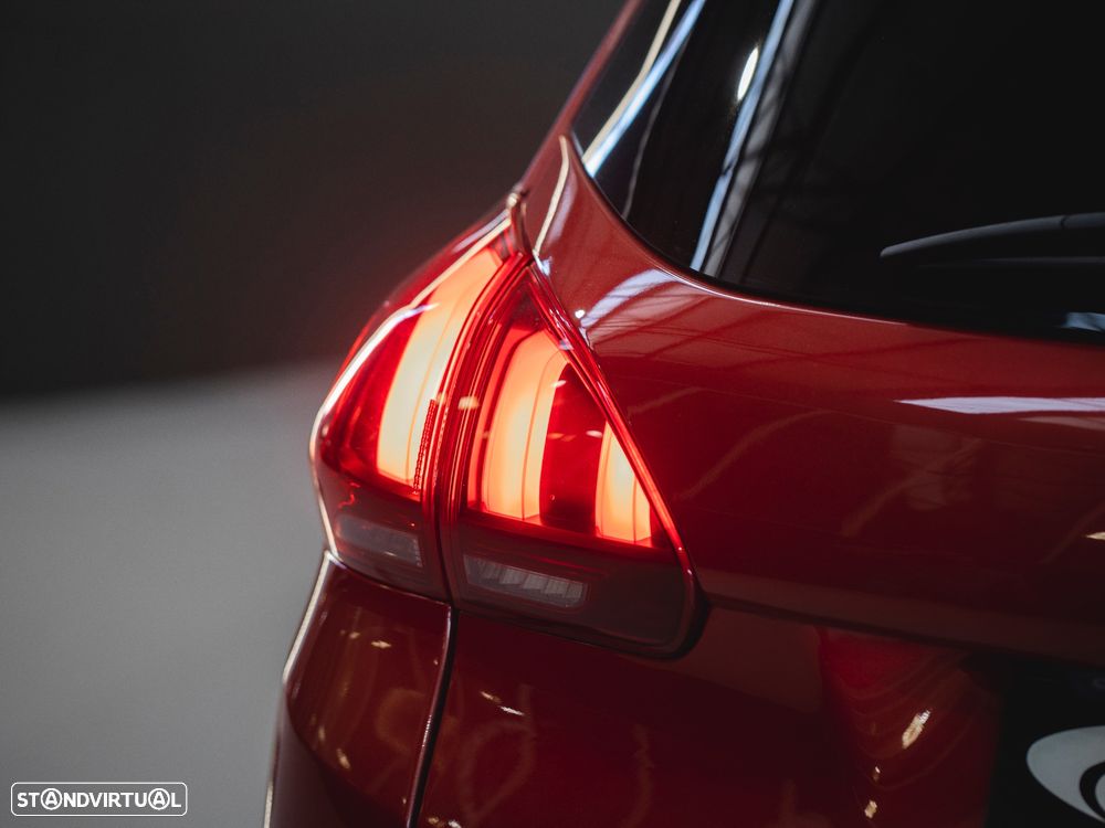Peugeot 2008 1.2 PureTech Style - 11