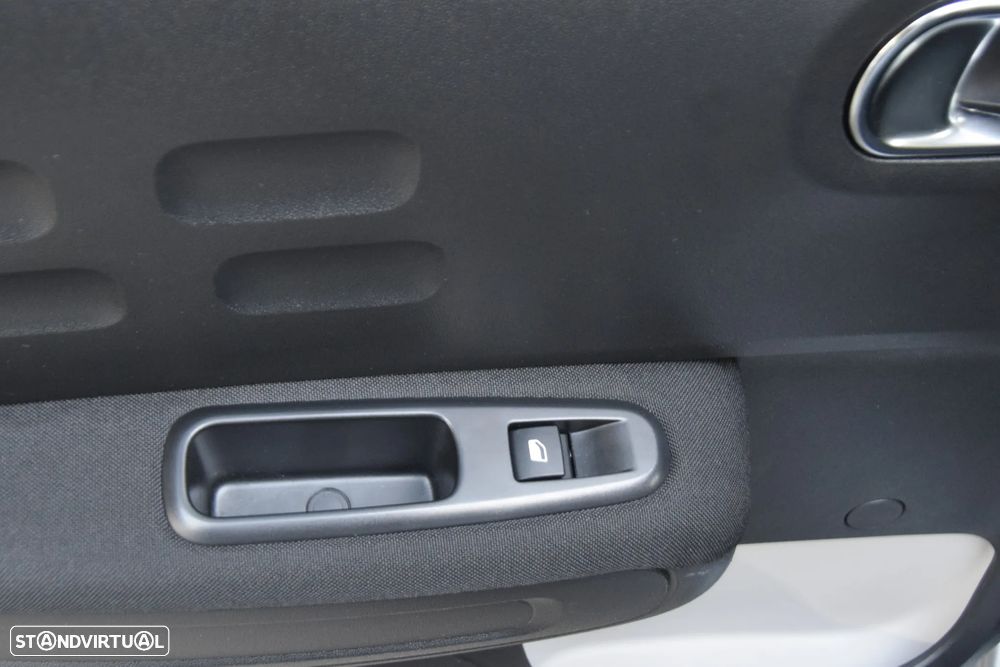 Citroën C3 1.2 PureTech Max - 19