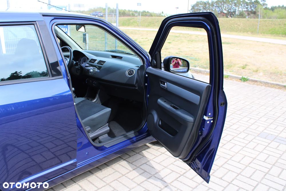 Suzuki Swift - 24