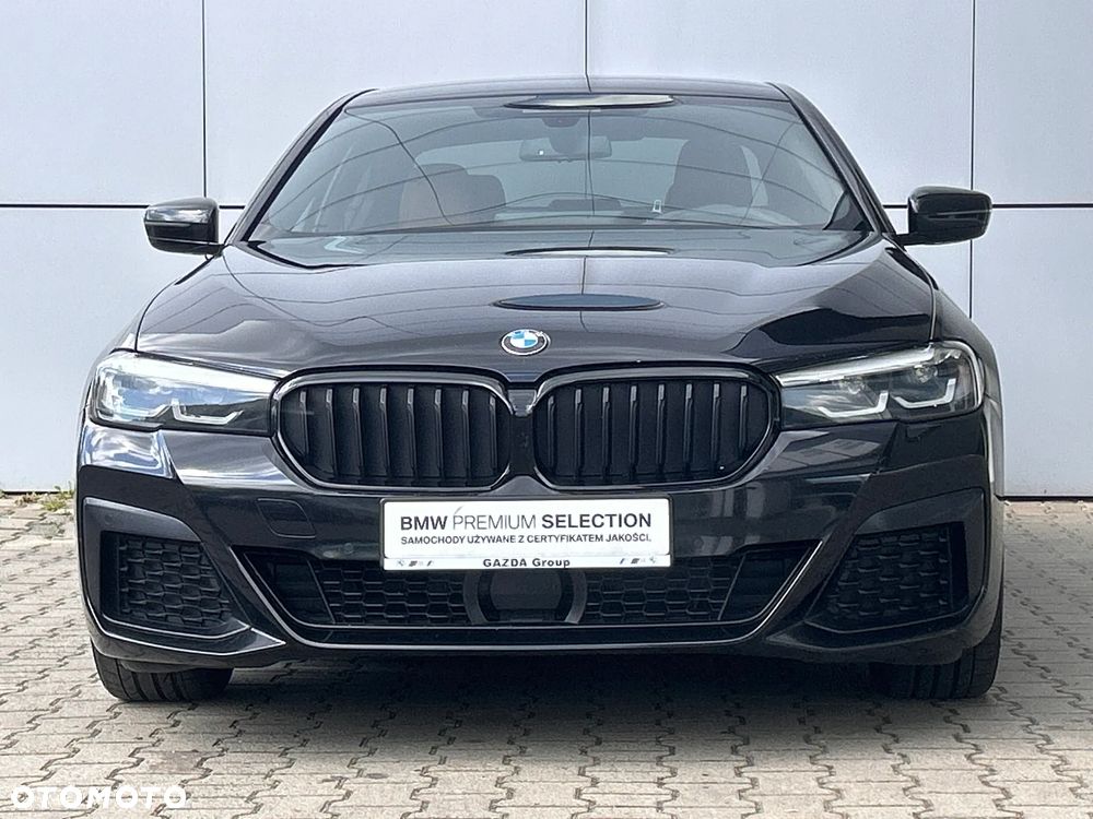 BMW Seria 5 530d xDrive mHEV M Sport sport - 3