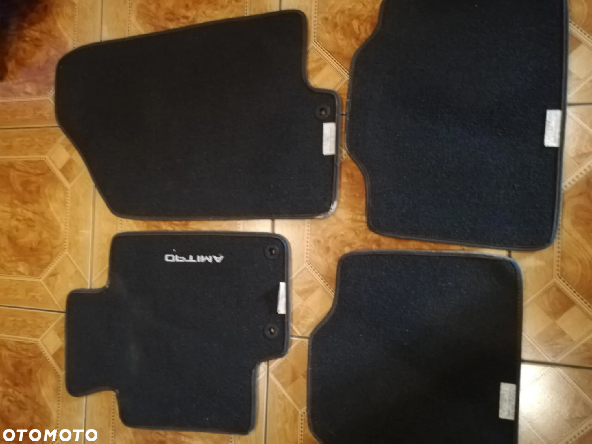 KIA OPTIMA dywanki komplet stan idealny - 2