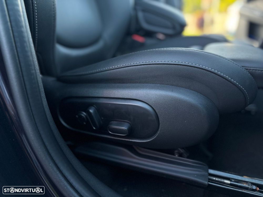MINI Countryman Cooper SE ALL4 Untamed Edition Auto - 17