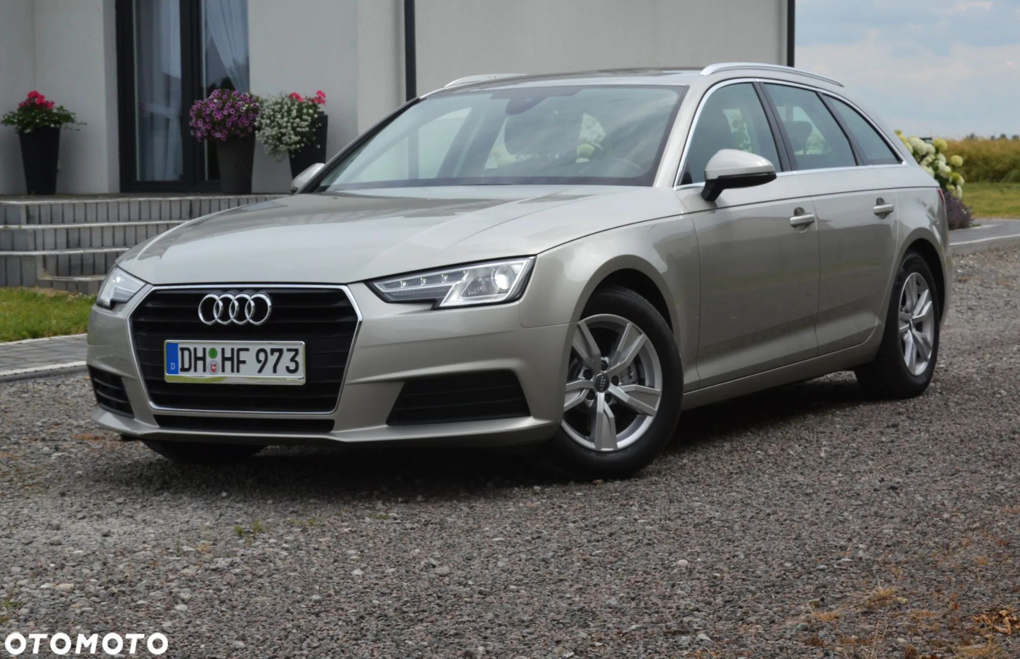Audi A4 - 1