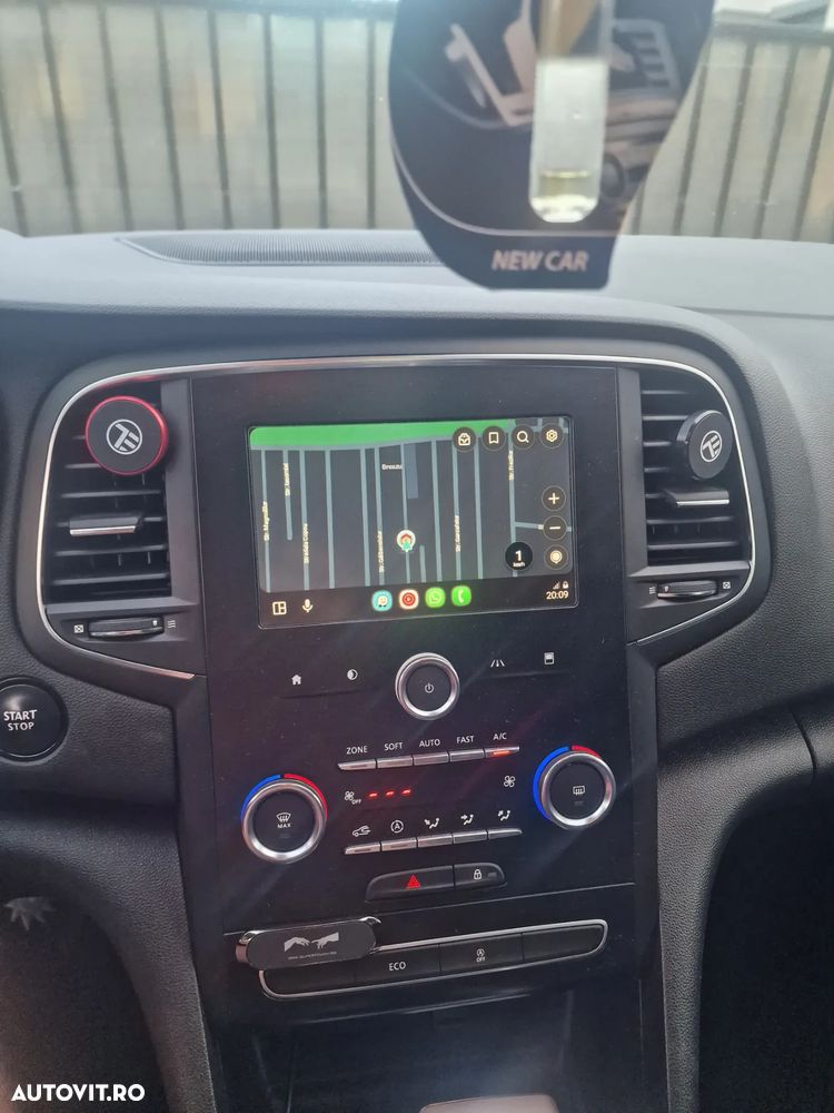 Renault Megane BLUE dCi 115 EDC INTENS - 11