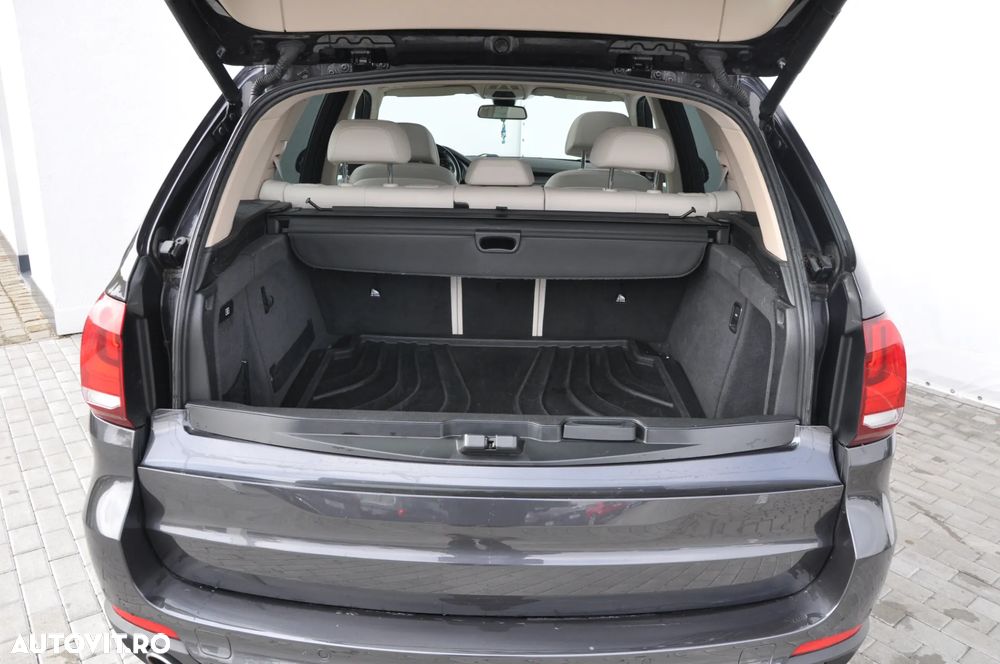 BMW X5 xDrive30d - 28