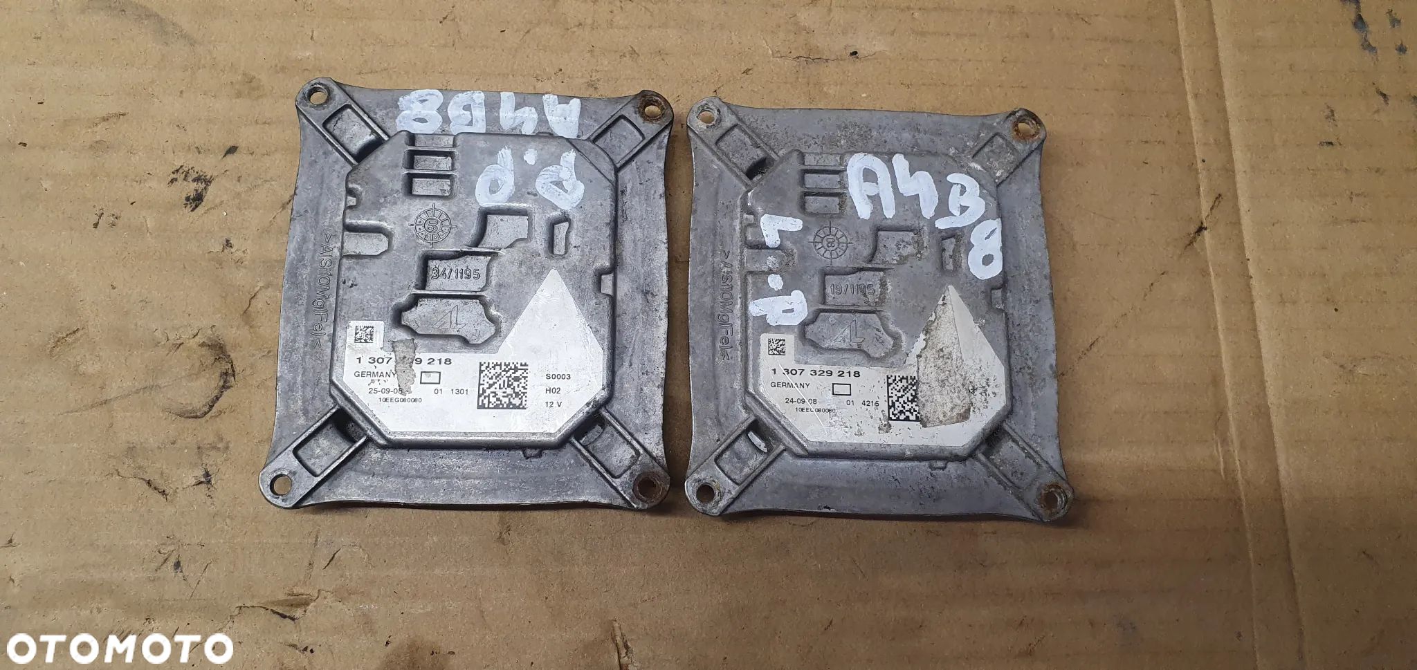 Przetwornica lampy moduł LED XENON Audi A4 B8 1307329218 - 1