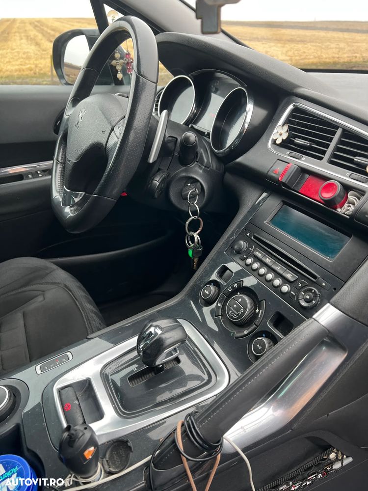 Peugeot 3008 - 11